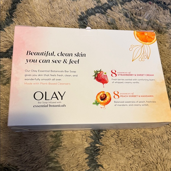Olay bar soap infused with essential botanicals - Picture 2 of 2